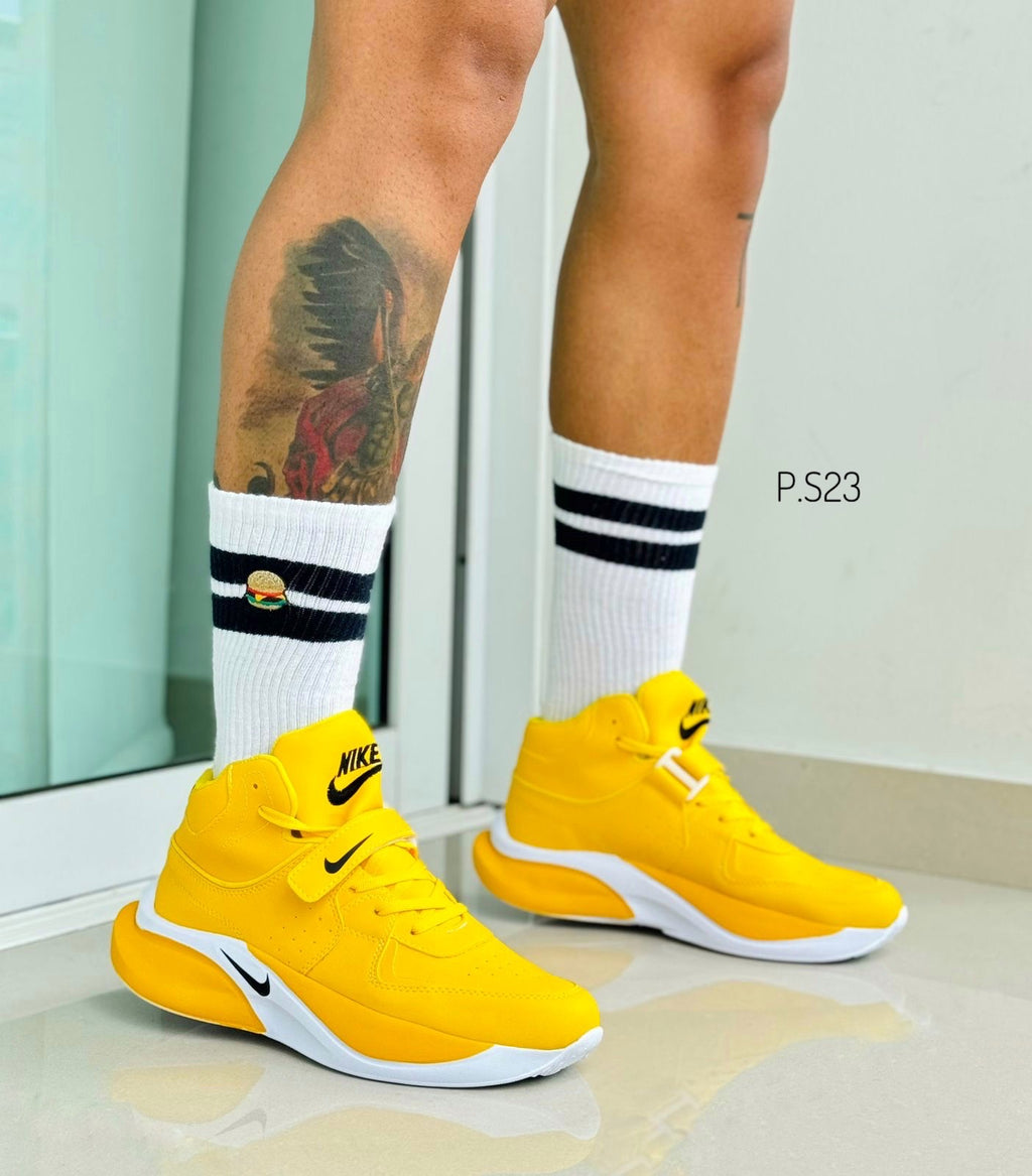 NIKE CIERRE NIEVA