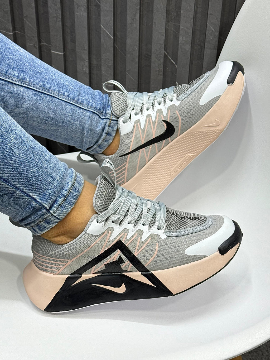 NIKE ATC