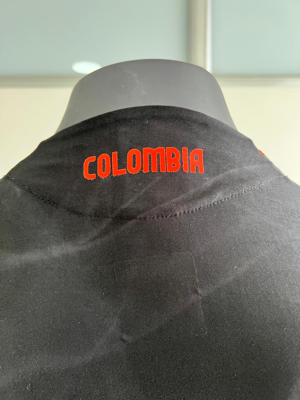 CAMISETA COLOMBIA NEGRA PLAYER 2025